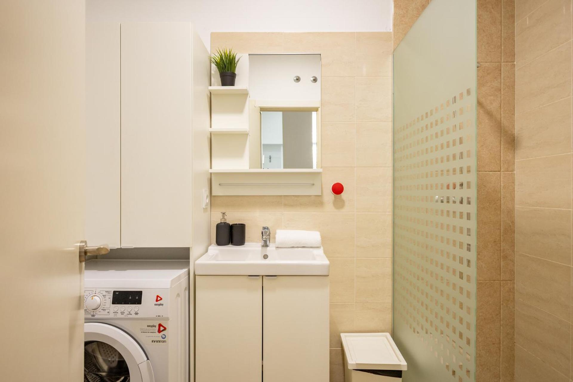 Isg Apartments Encantador Estudio En Alameda De Hercules Seville Ngoại thất bức ảnh